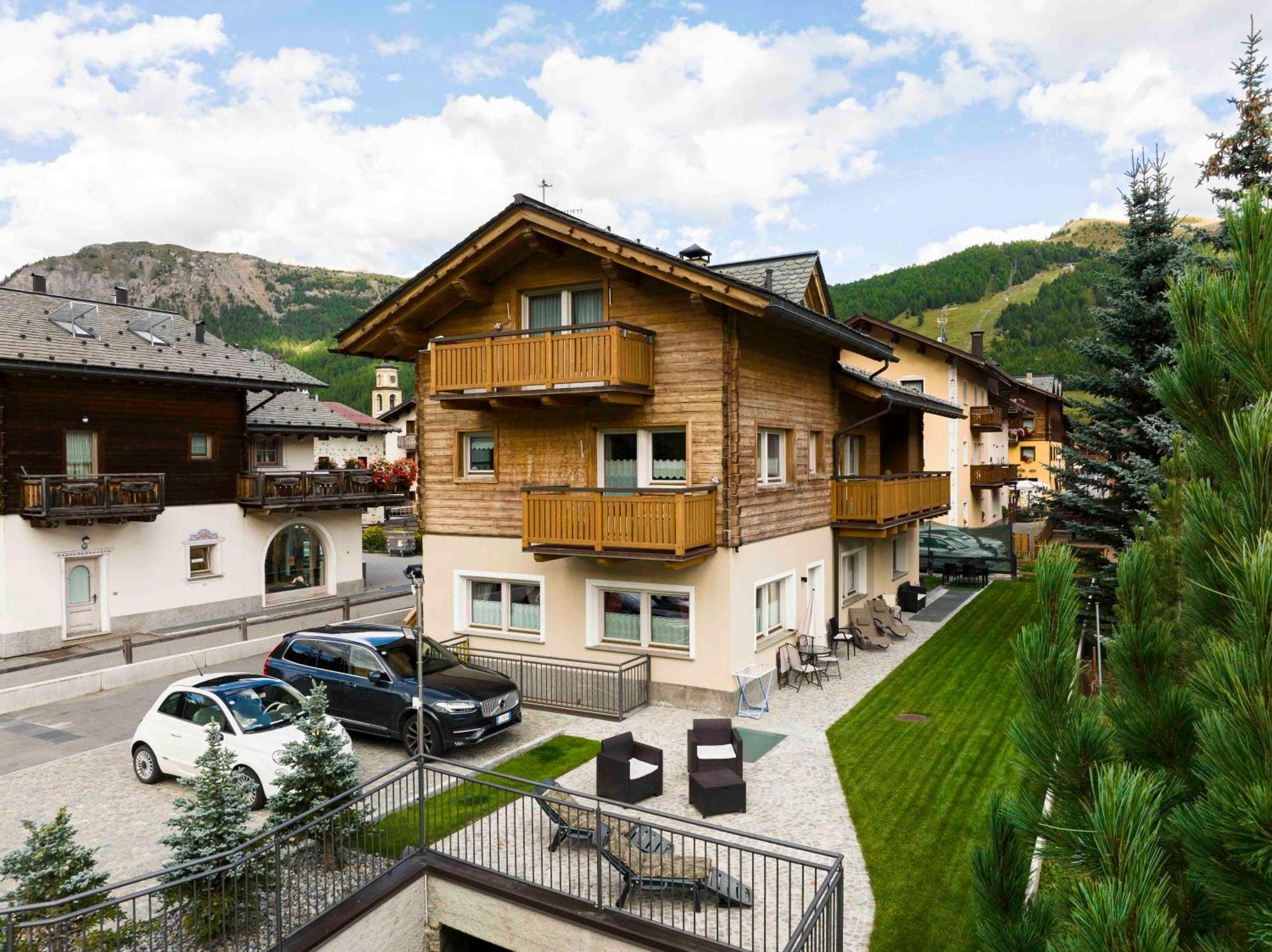 Ag Apartments Livigno Centro Екстериор снимка
