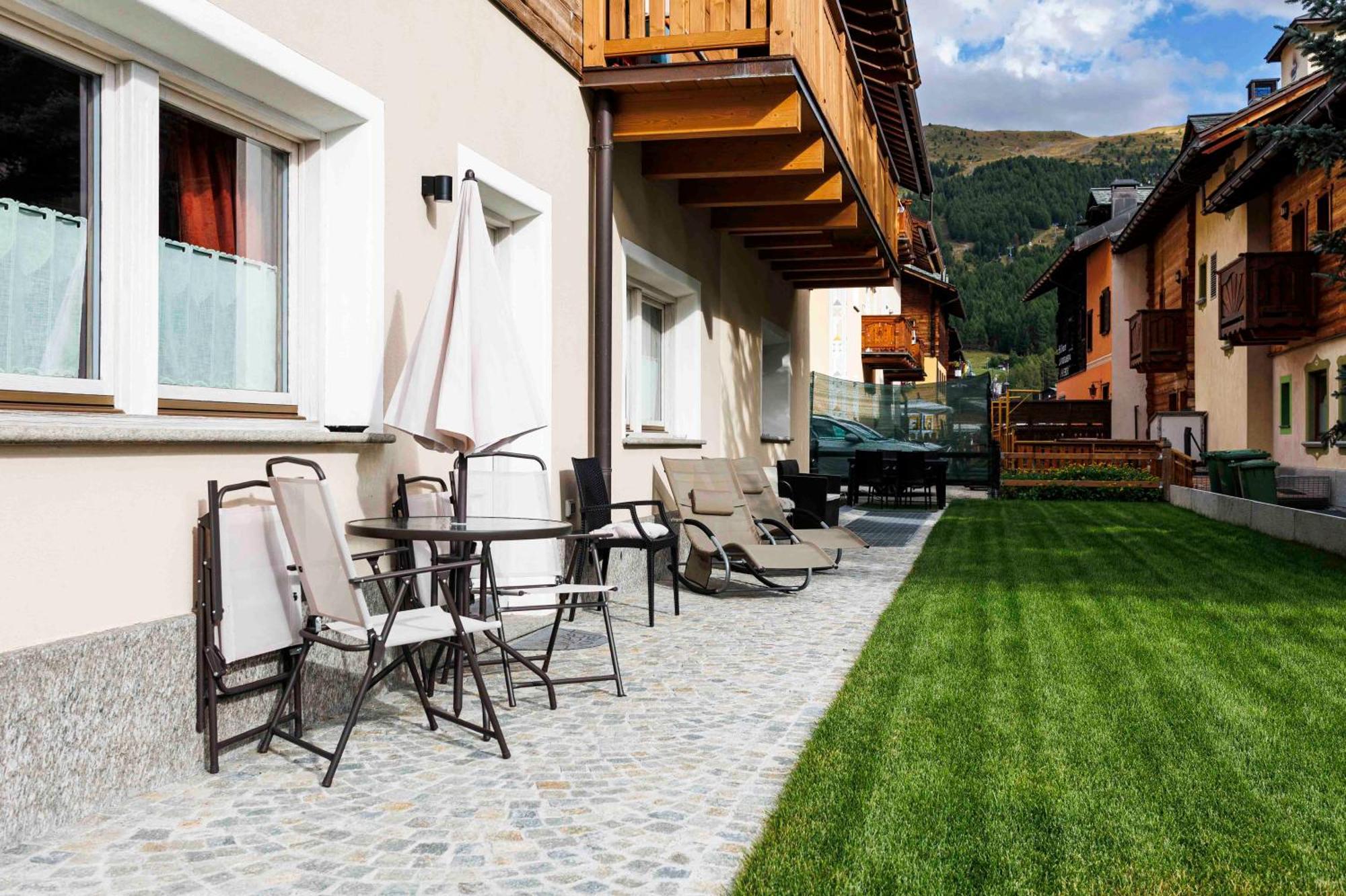Ag Apartments Livigno Centro Екстериор снимка